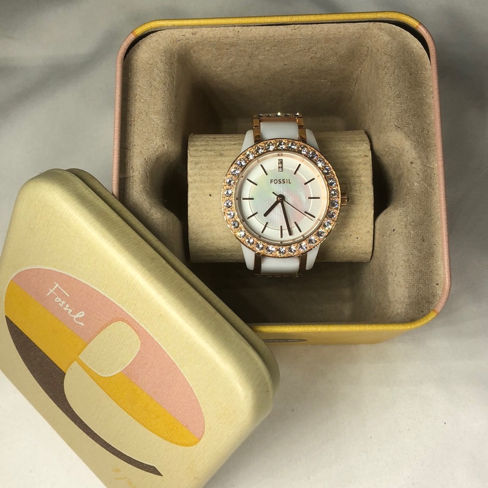 Fossil Crystal White Ceramic Rose Gold Tone Watch